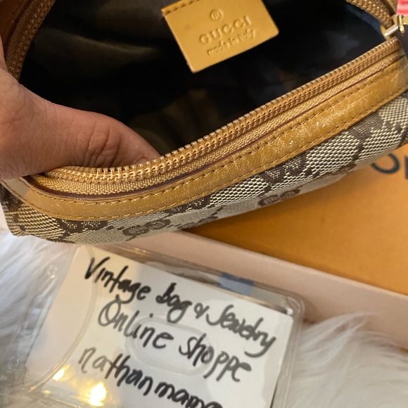 Pouch - Picture 5 of 9